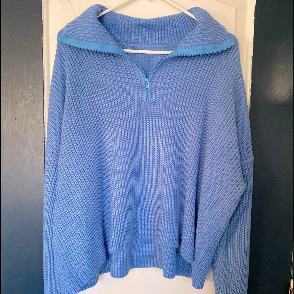 SHEIN - blue sweater - size medium